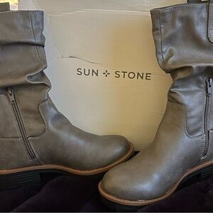 NIB SUN + STONE
Nelliee Womens Faux Suede Slouchy Mid-calf Boots Grey size 6